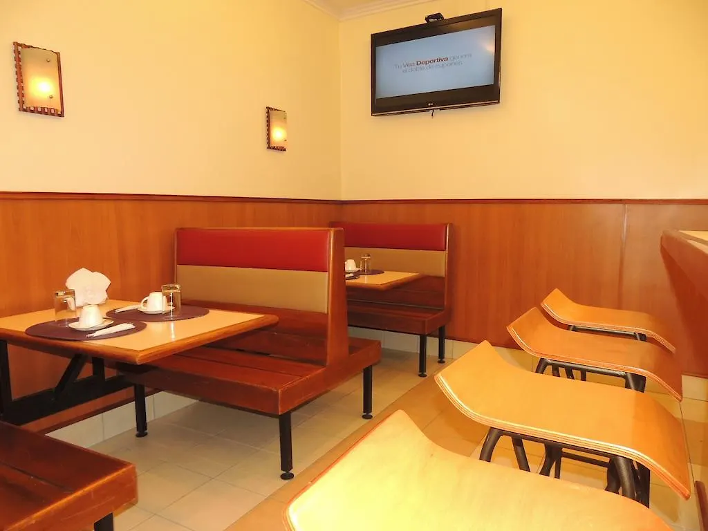 Hostal Mariscal Inn & Suites Cuenca