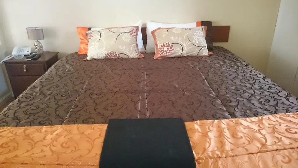 Hostal Mariscal Inn & Suites Cuenca 2*,