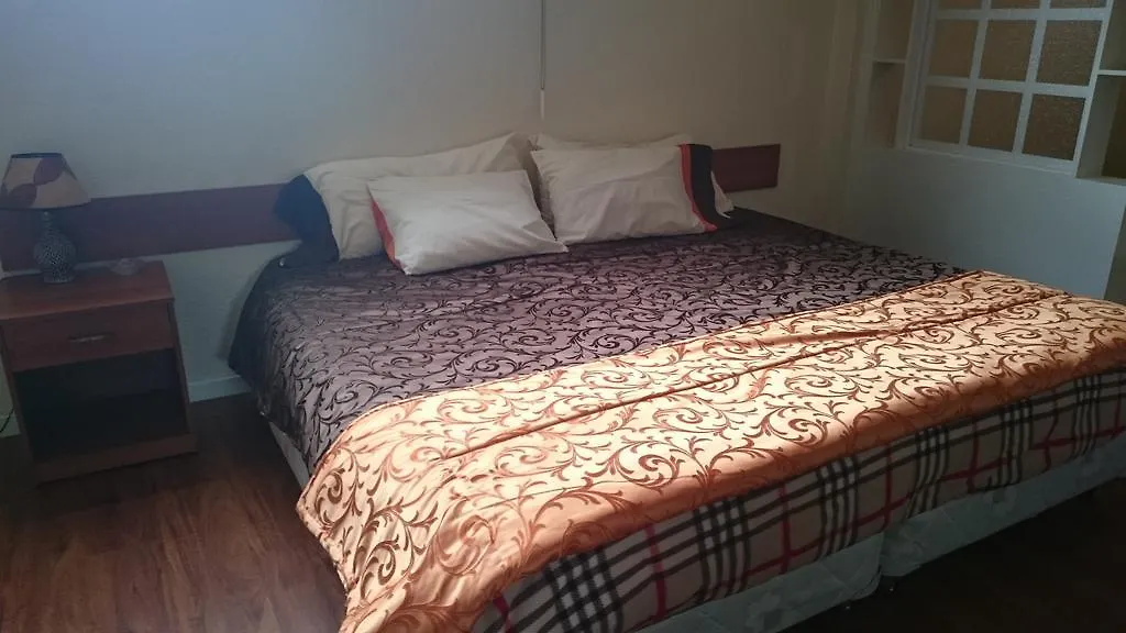 Hostal Mariscal Inn & Suites Cuenca